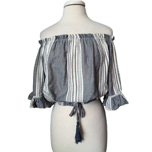 Surf Gypsy Womens M Boho Woven Off Shoulder Bell Sleeve Tassel Cropped Top Beach - Picture 1 of 7